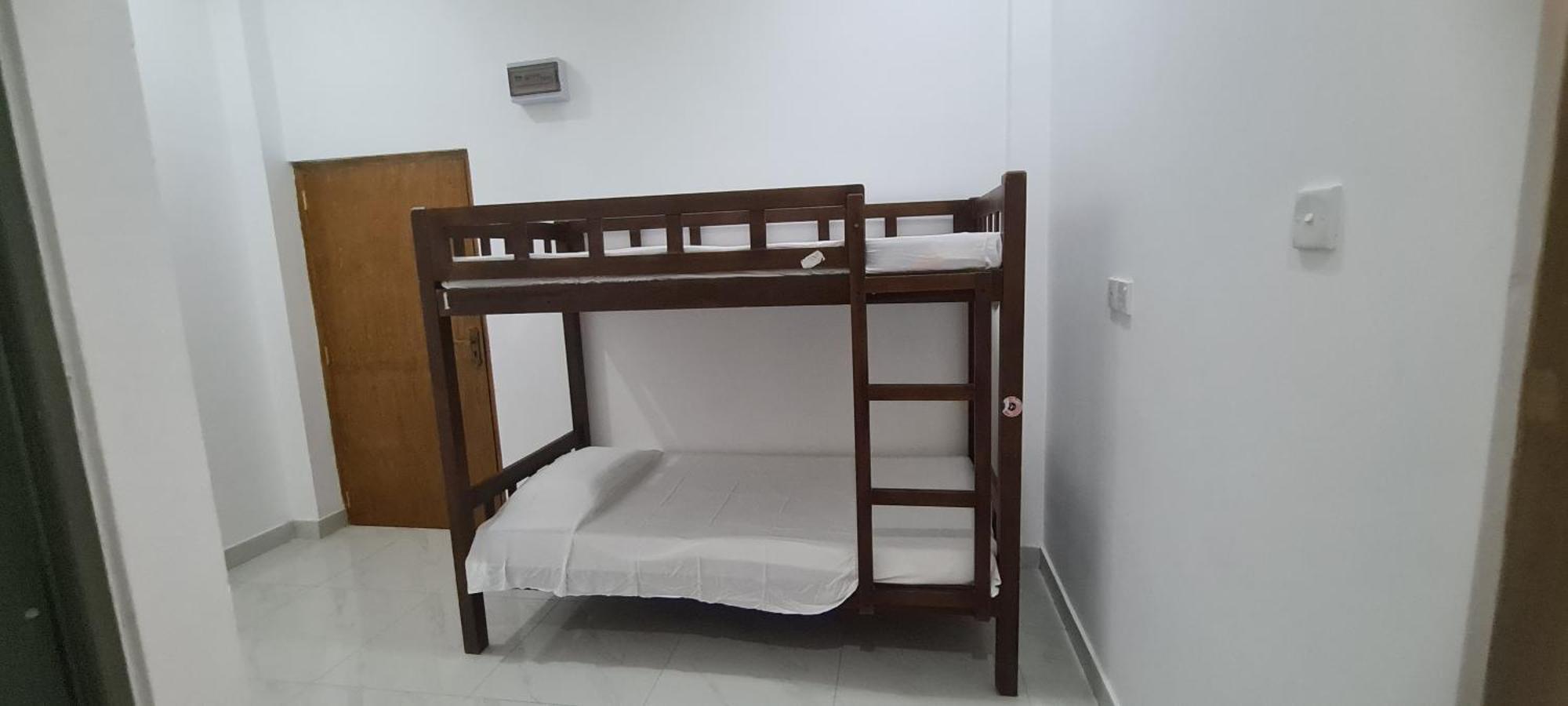 Ceylon Lodge - Airport Transit Hostel Negombo Ngoại thất bức ảnh